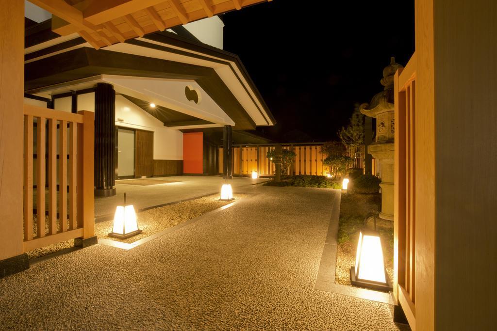 Tozawa Takamiya Ryokan Beni מראה חיצוני תמונה